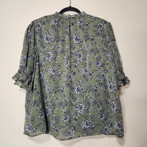 Ophelia Roe Green Short Sleeve Blouse V-neck Womens SIze XL - Picture 4 of 4